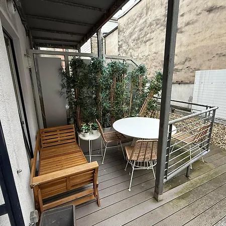 Apartment Bohochic Im Herzen Koelns Mit Balkon